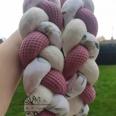 Tresse de lit fine de 2m en Torsades Blanc cassé / Abeille Vieux Rose et Colibri