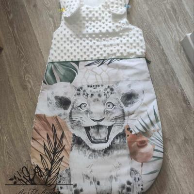 Gigoteuse Lionceau et Bulles Blanc